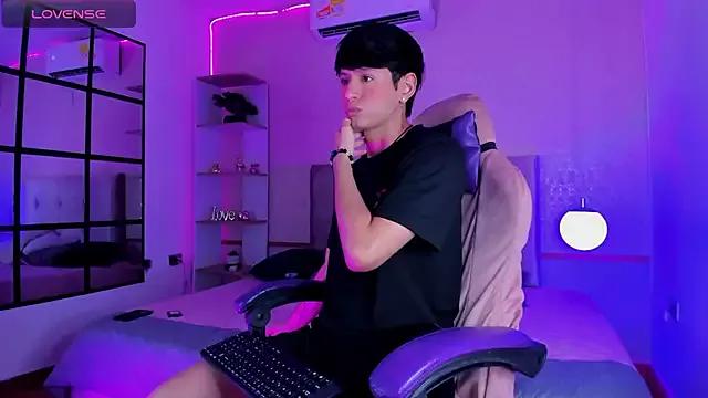 Jacob_hans from StripChat is Freechat