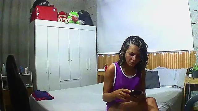 JadeYuri from StripChat is Freechat