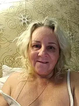 Janahotty from StripChat