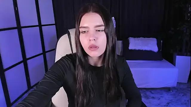 Explore our live girls sluts from our Custom and Multi clubs and checkout exclusive access to highly interactive content, such as shape, hair, titties, pussy type and many more.