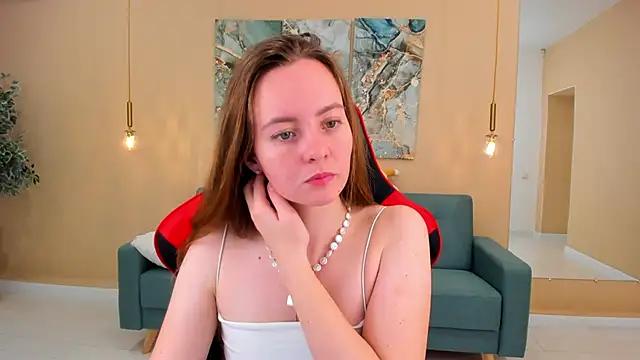 Explore our live girls sluts from our Custom and Multi clubs and checkout exclusive access to highly interactive content, such as shape, hair, titties, pussy type and many more.