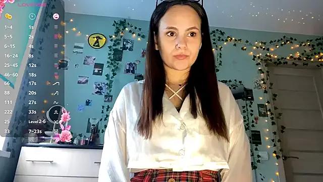 Explore our live girls sluts from our Custom and Multi clubs and checkout exclusive access to highly interactive content, such as shape, hair, titties, pussy type and many more.