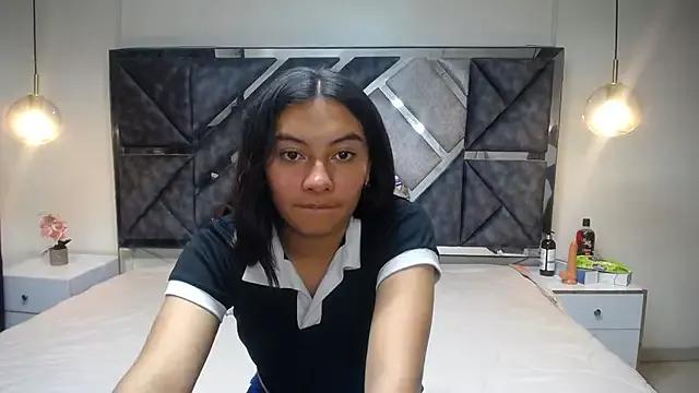 Janne_ from StripChat is Freechat