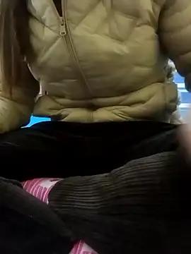 Explore our live girls sluts from our Custom and Multi clubs and checkout exclusive access to highly interactive content, such as shape, hair, titties, pussy type and many more.