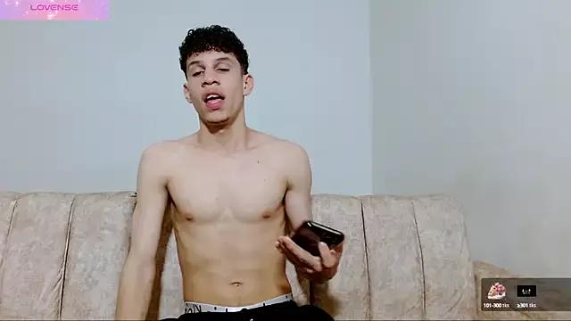 jeff_ross from StripChat is Freechat