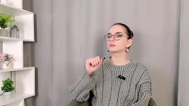 Photos of JeniseDancer from StripChat is Freechat