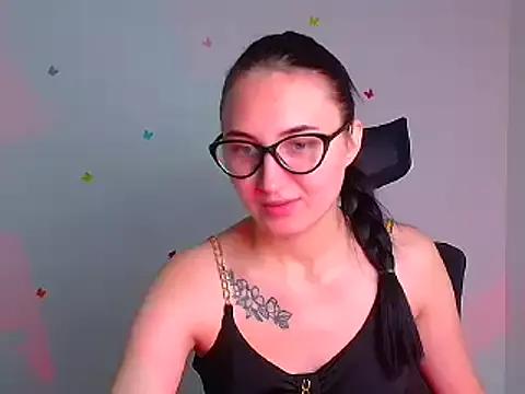 Jennifer_Blum from StripChat