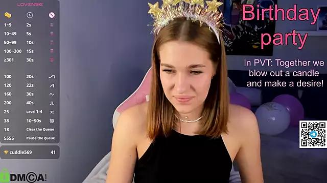 Jennifer_Wadee from StripChat