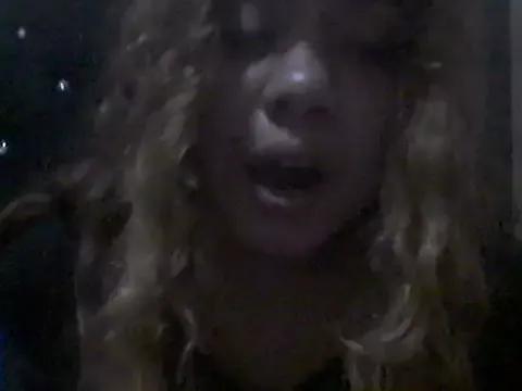 Jennxdolls from StripChat