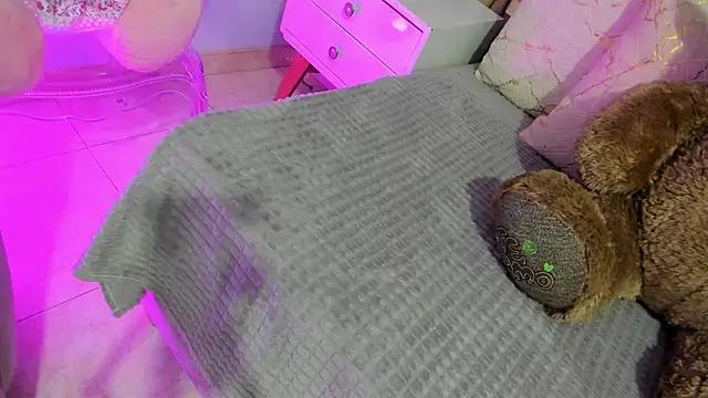 Jenny_noa from StripChat