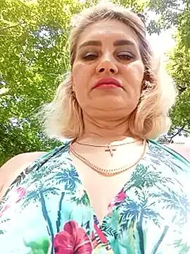 JennyOMay from StripChat