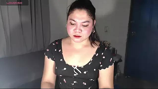 jennyvixen from StripChat is Freechat