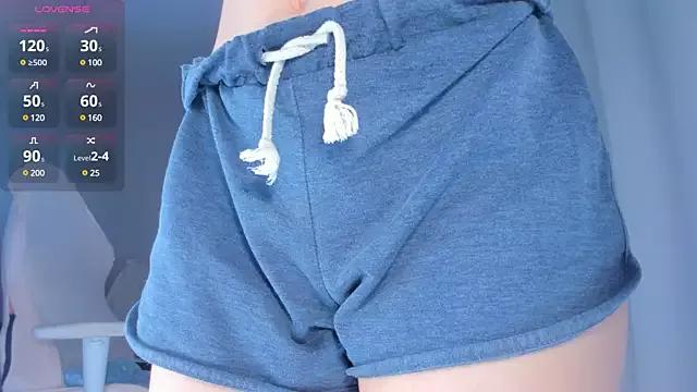 JennyWoody from StripChat