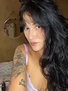 jepetitoiseau from StripChat is Freechat