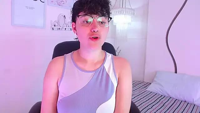 jeroharper from StripChat is Freechat