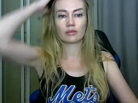JessFoxxx from StripChat is Freechat