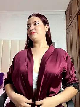 Jessika_moons from StripChat