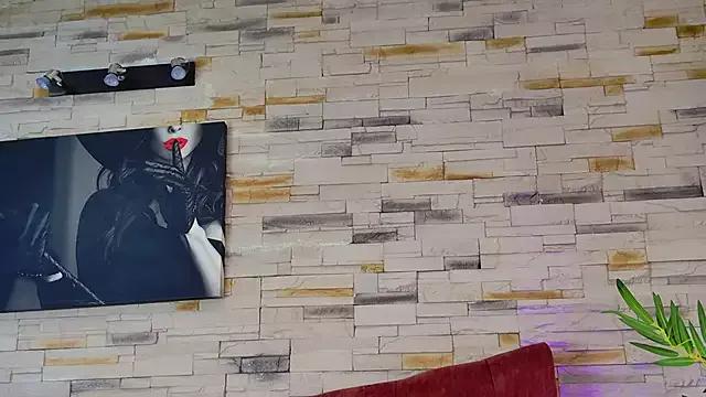 Jessy_Bee_ from StripChat is Freechat