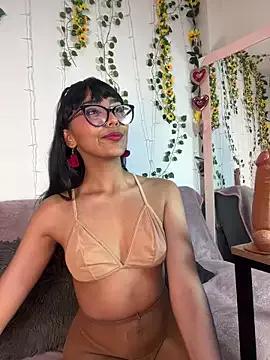 JessyRoulyy from StripChat