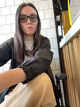 Jinna_milli from StripChat