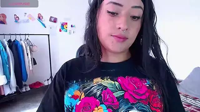 jjulietha95 from StripChat