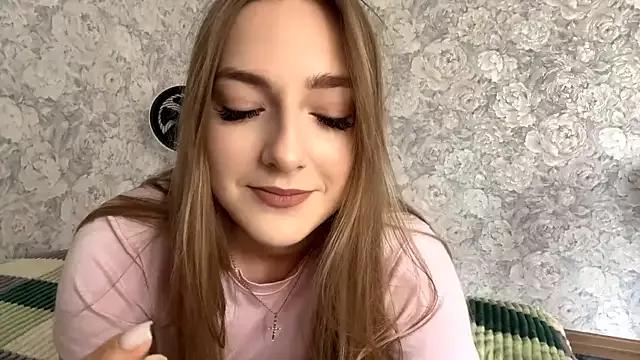 JoannaZetes from StripChat is Freechat