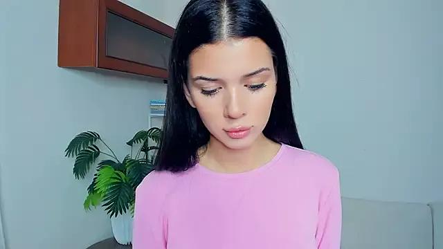 JoCauterucci from StripChat is Freechat