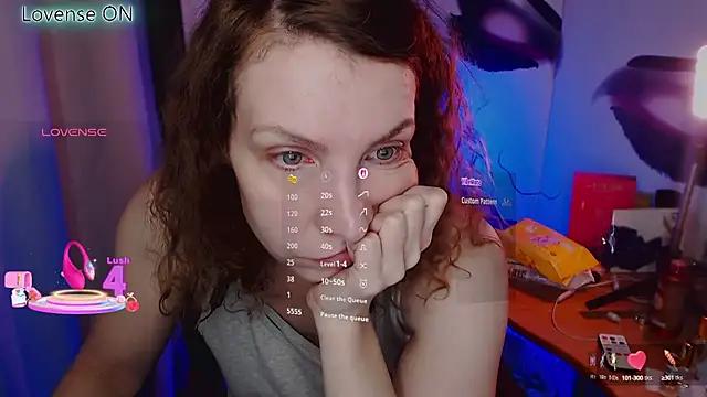 Explore our live girls sluts from our Custom and Multi clubs and checkout exclusive access to highly interactive content, such as shape, hair, titties, pussy type and many more.