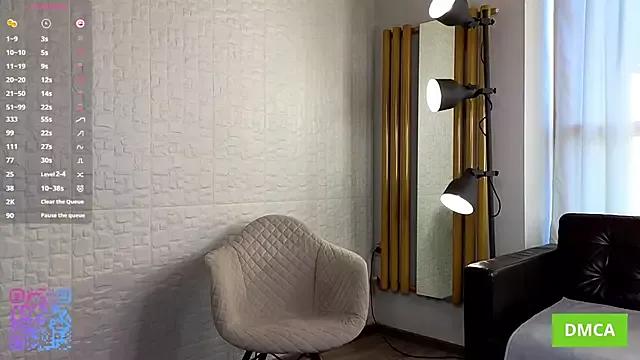 Explore our live girls sluts from our Custom and Multi clubs and checkout exclusive access to highly interactive content, such as shape, hair, titties, pussy type and many more.