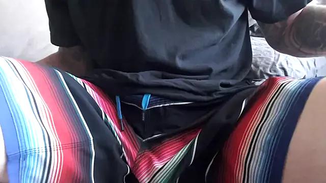 Photos of JohnnyKorrupt_ from StripChat is Freechat