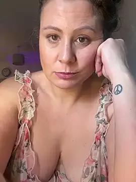 Joosie_Jae from StripChat