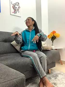 joryinateen from StripChat is Freechat