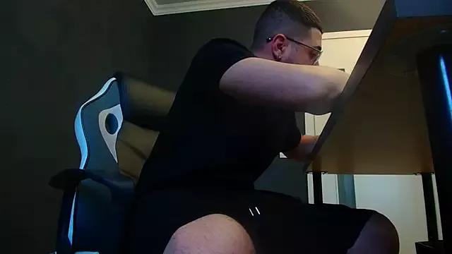 JoshKnights from StripChat is Freechat