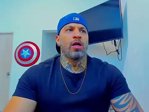 Photos of JoshRigby from StripChat is Freechat