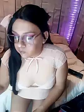 JOSSYANNE from StripChat is Freechat