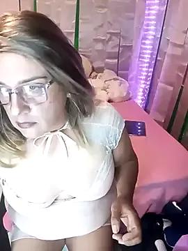 JOSSYANNE from StripChat is Freechat