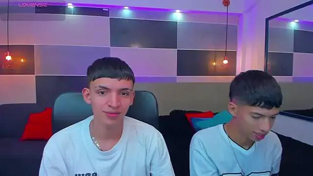 Juan_Nd_Steven from StripChat is Freechat