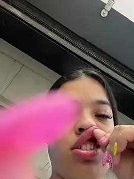 Explore our live girls sluts from our Custom and Multi clubs and checkout exclusive access to highly interactive content, such as shape, hair, titties, pussy type and many more.
