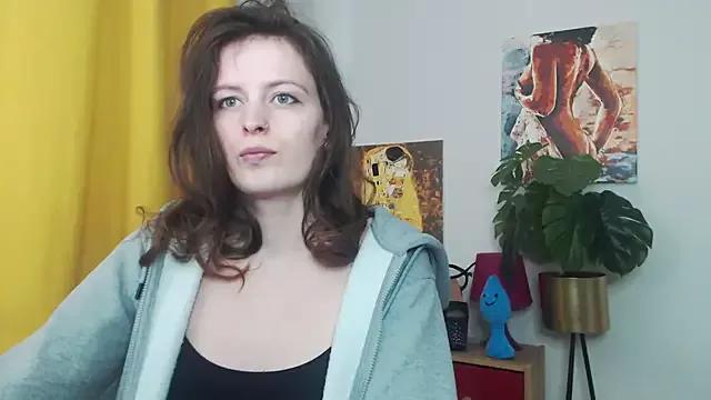 Explore our live girls sluts from our Custom and Multi clubs and checkout exclusive access to highly interactive content, such as shape, hair, titties, pussy type and many more.