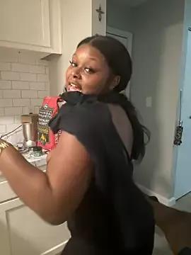 Juicystorm from StripChat is Freechat