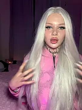 Julamayana from StripChat is Freechat