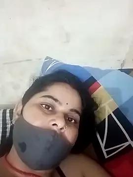 JULEE-740 webcams show profile image 