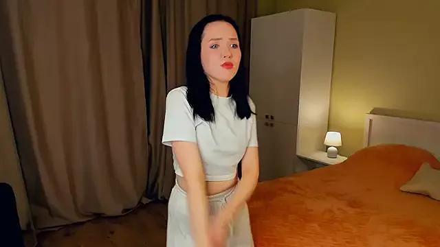 JuliannaGilfoy webcams show profile image 