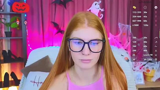 JuliaPowers_ from StripChat is Freechat