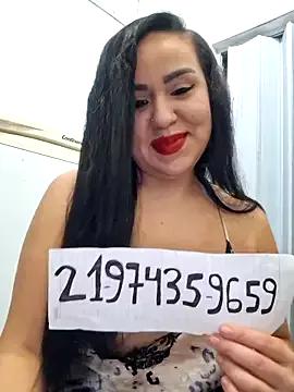 JuliaYalla webcams show profile image 