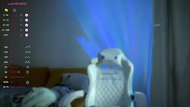 Julie_tta webcams show profile image 