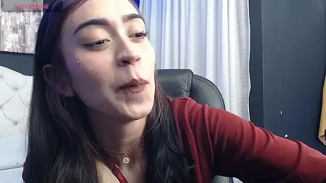 Explore our live girls sluts from our Custom and Multi clubs and checkout exclusive access to highly interactive content, such as shape, hair, titties, pussy type and many more.