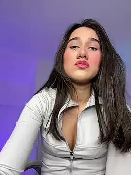 julieta_jhonss from StripChat is Freechat
