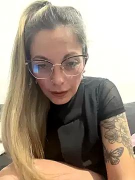 julietacollins11 from StripChat is Freechat