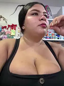 Explore our live girls sluts from our Custom and Multi clubs and checkout exclusive access to highly interactive content, such as shape, hair, titties, pussy type and many more.